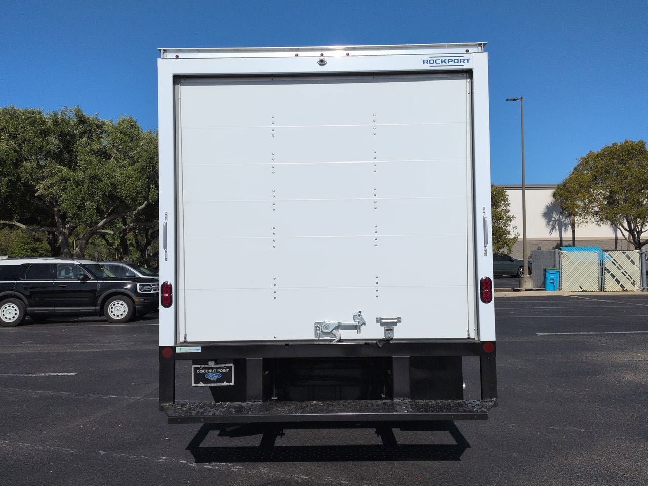 2026 Ford Econoline Cutaway E-350 SRW