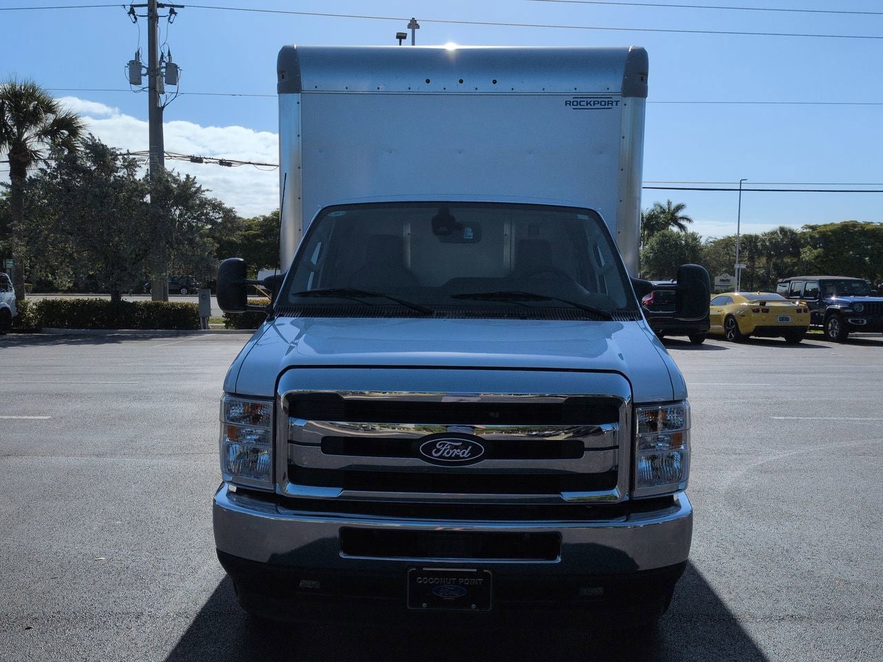 2026 Ford Econoline Cutaway E-350 SRW