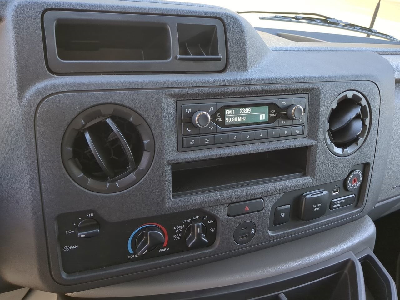 2026 Ford E-450SD Base