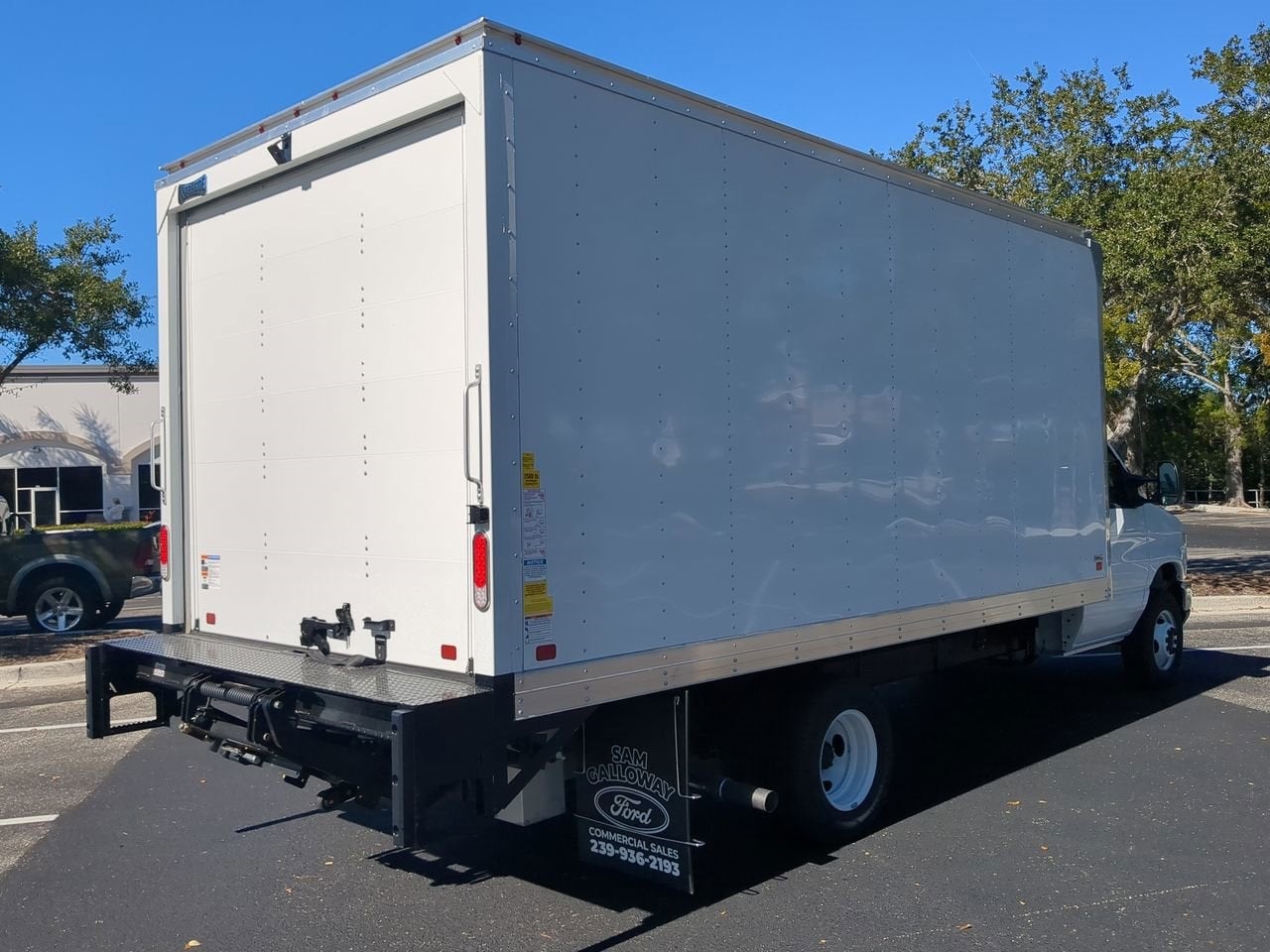 2026 Ford E-450SD Base