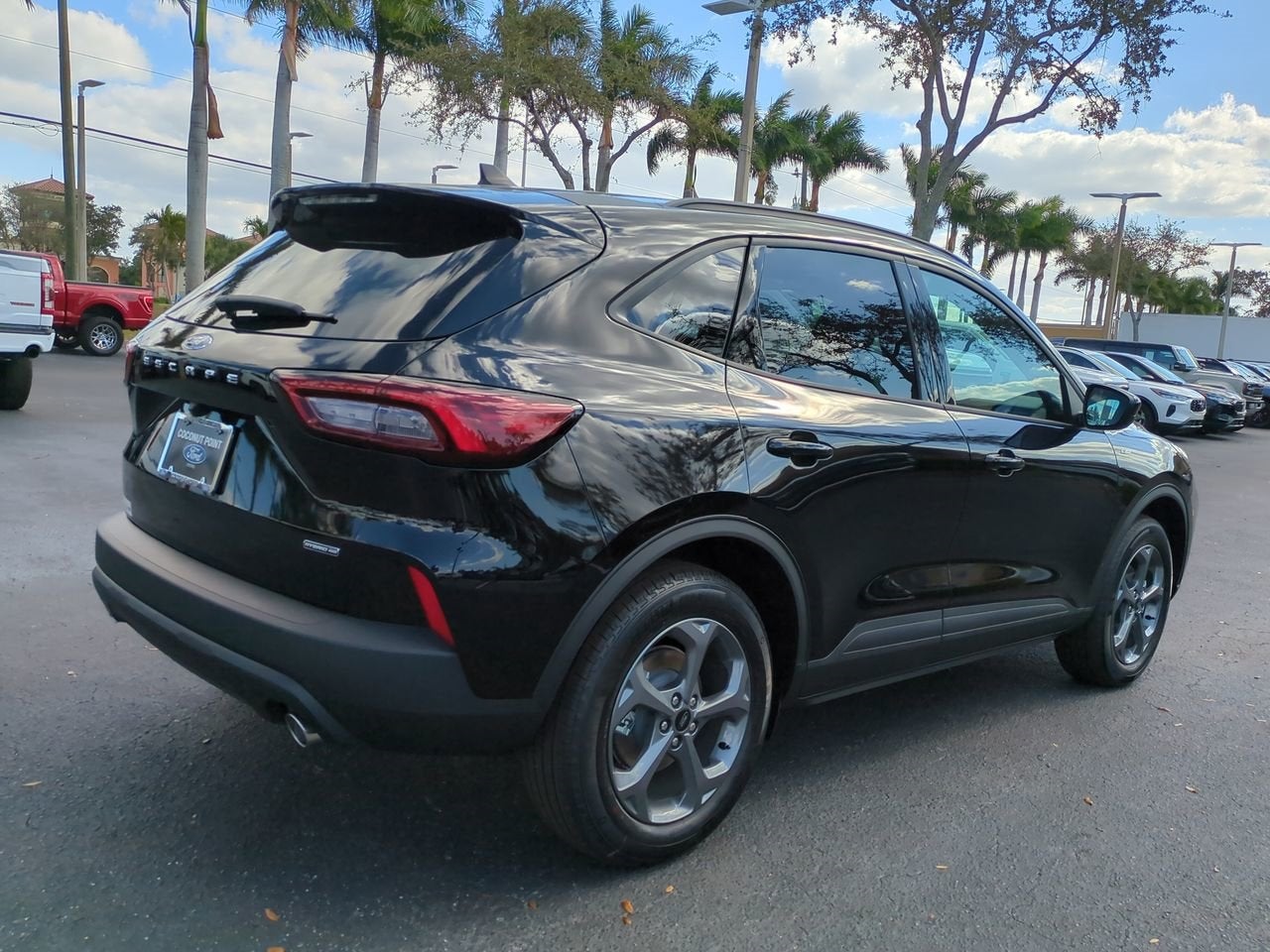 2026 Ford Escape Hybrid ST-Line Select