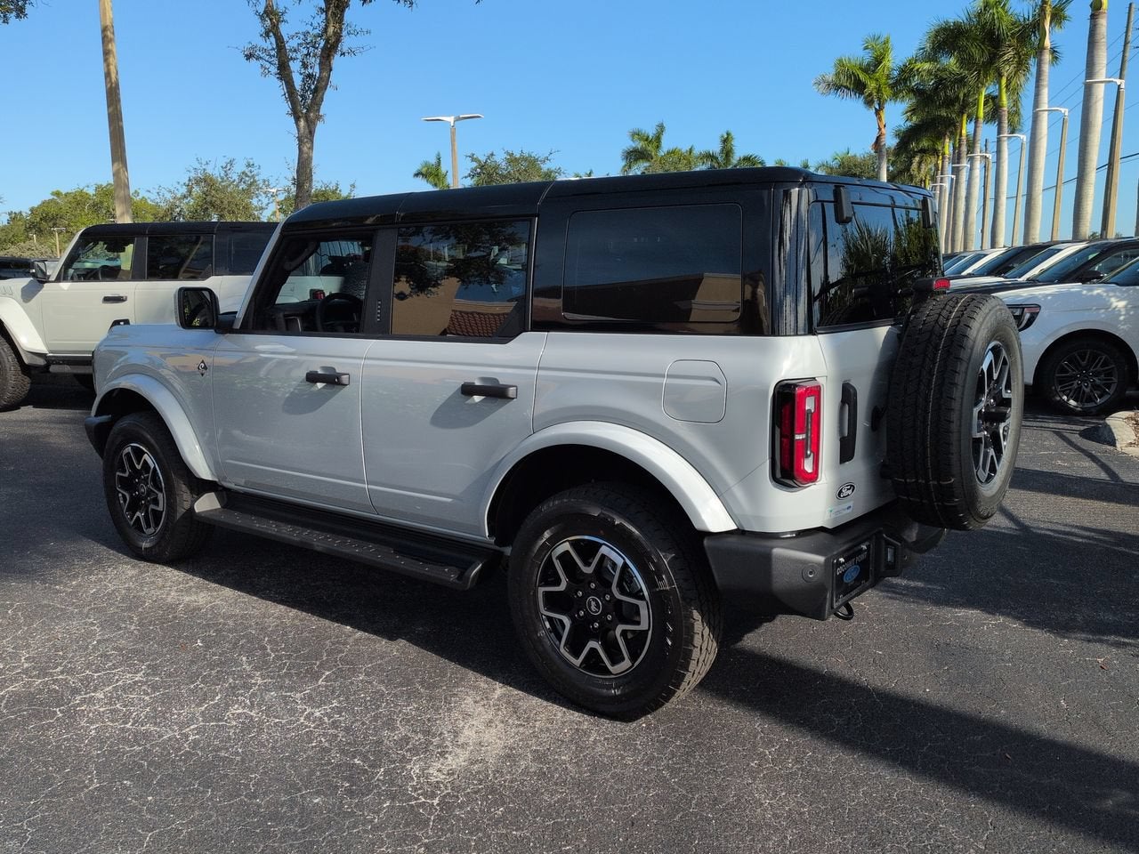 2026 Ford Bronco Outer Banks®