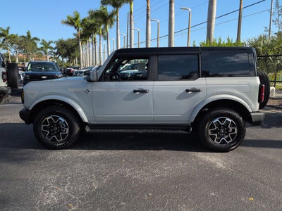 2026 Ford Bronco Outer Banks®