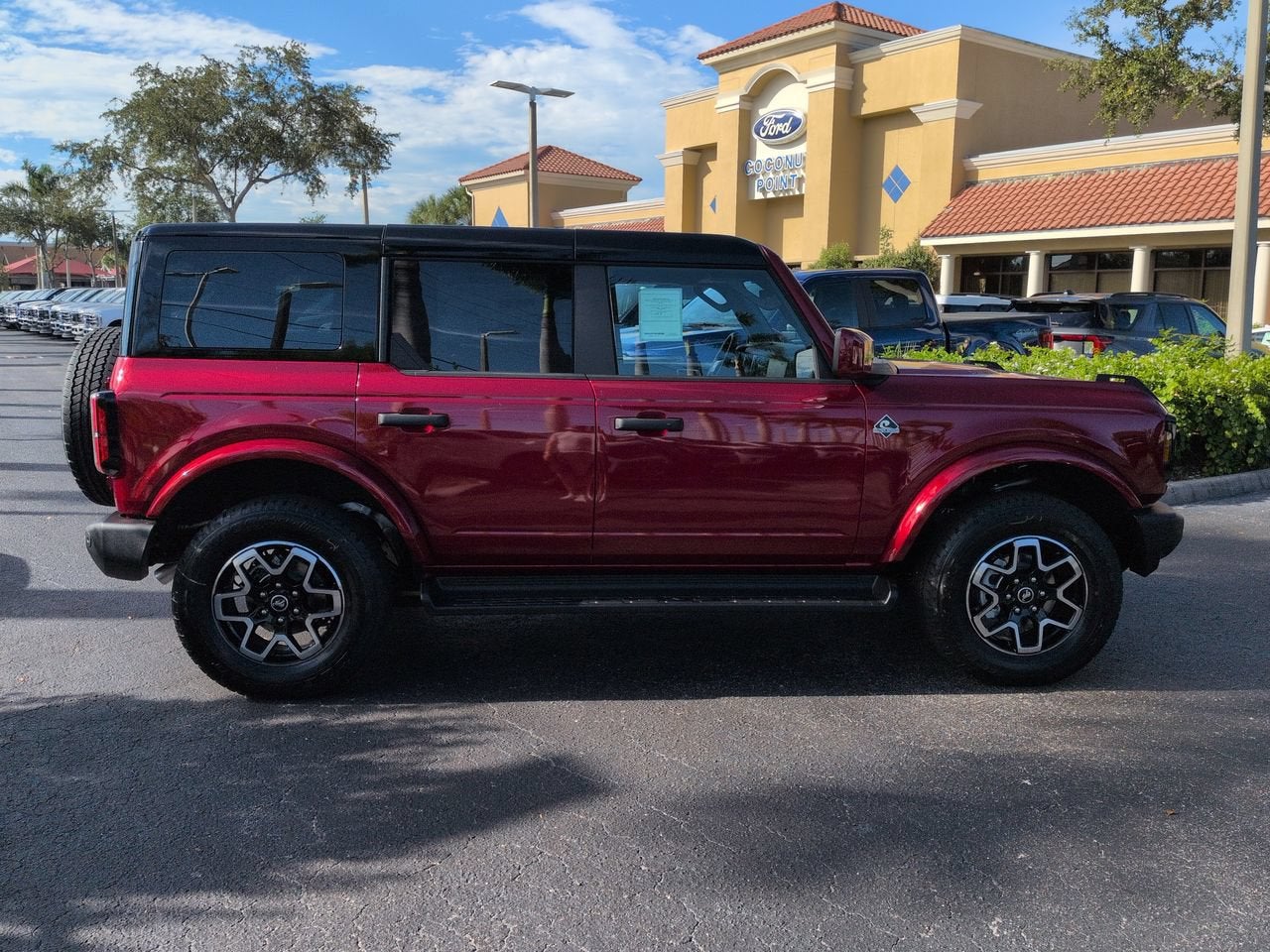 2026 Ford Bronco Outer Banks®