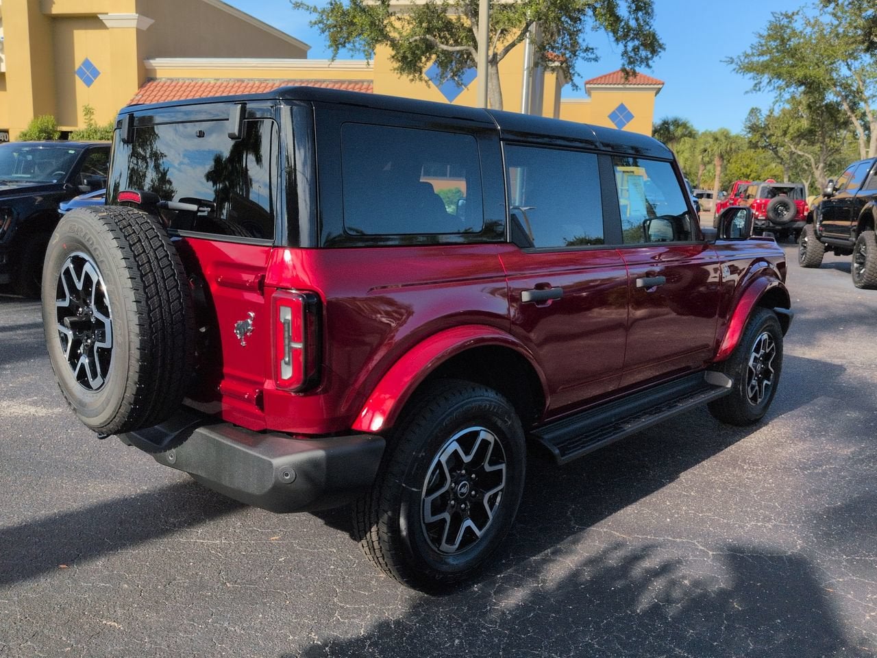 2026 Ford Bronco Outer Banks®