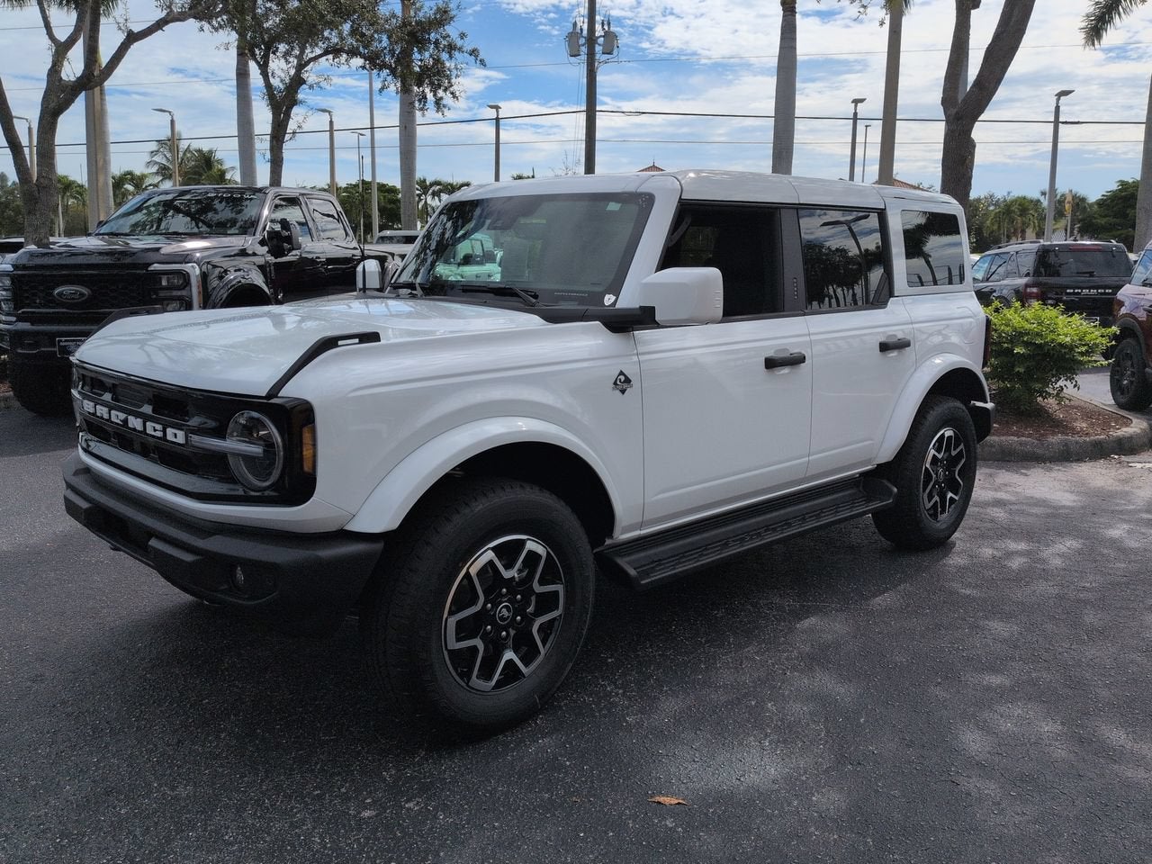 2026 Ford Bronco Outer Banks®