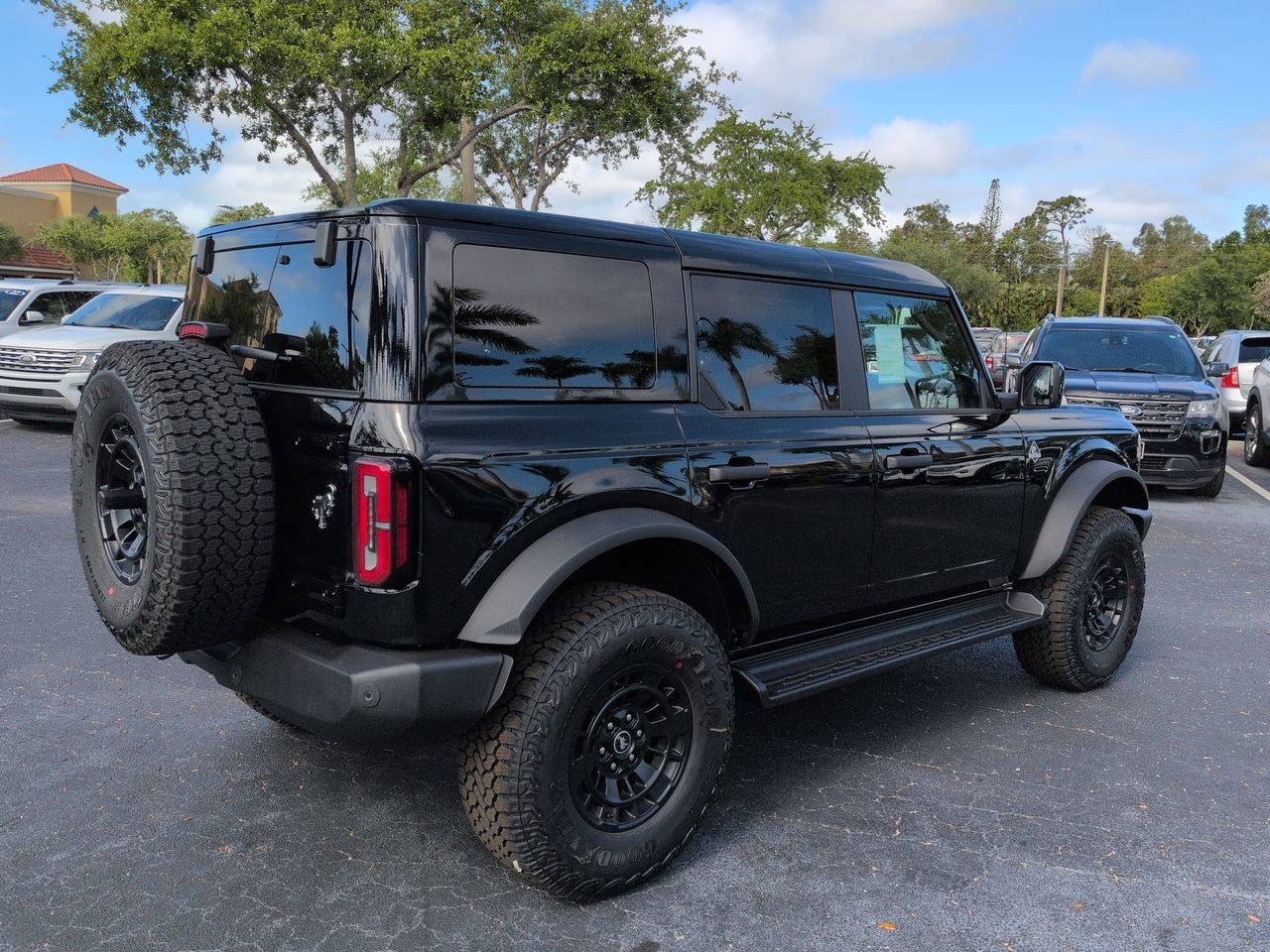 2026 Ford Bronco Outer Banks®