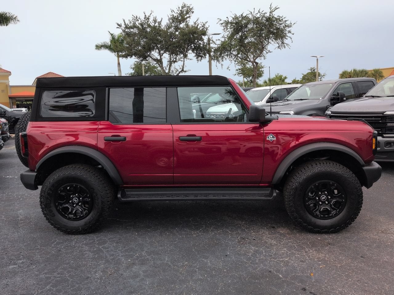 2026 Ford Bronco Outer Banks®