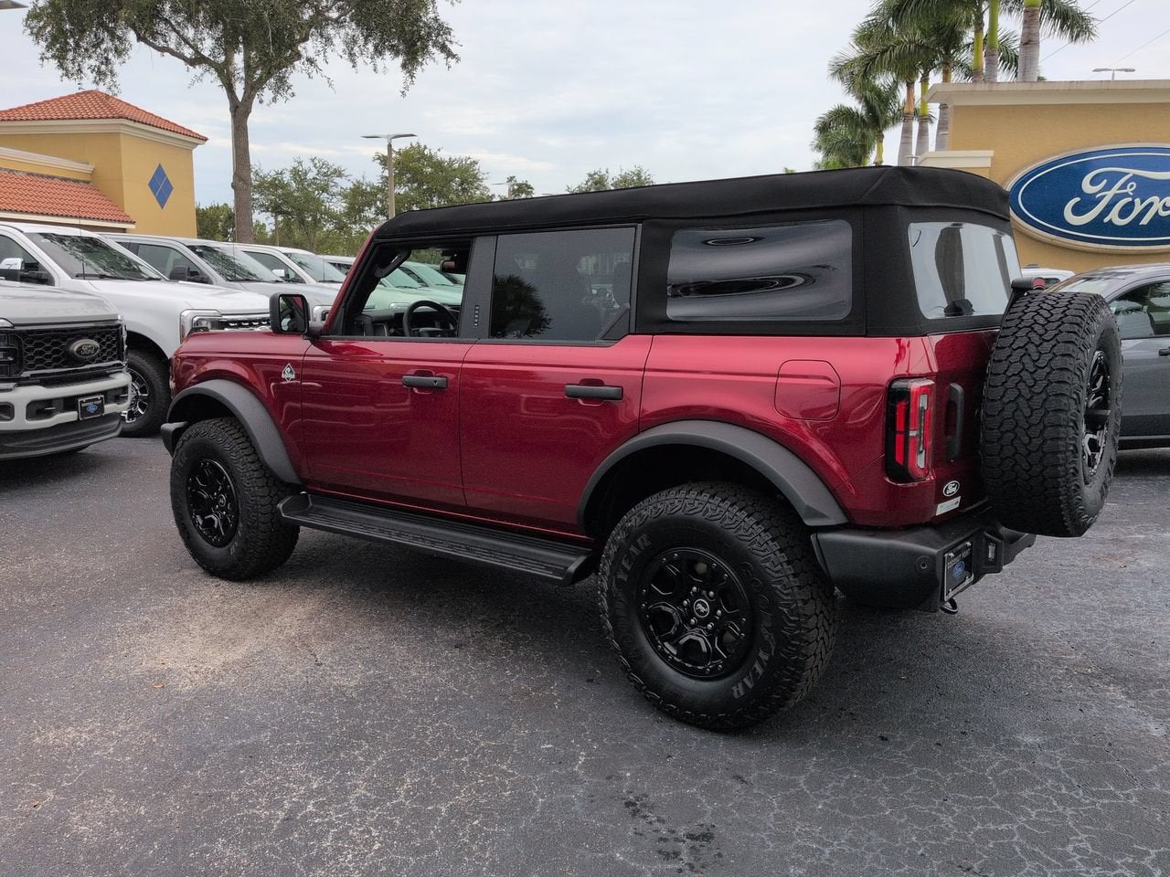 2026 Ford Bronco Outer Banks®