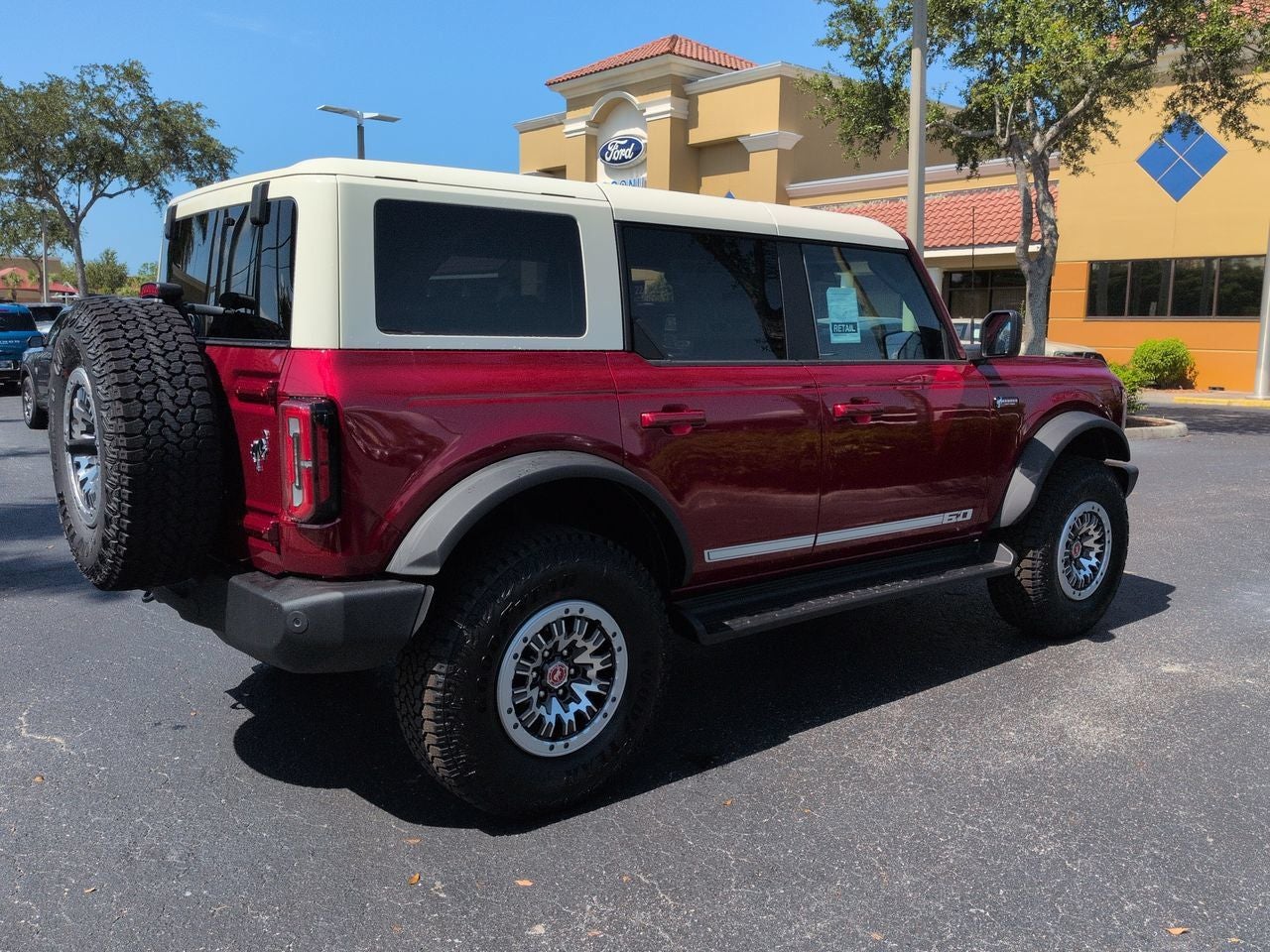 2026 Ford Bronco Outer Banks®