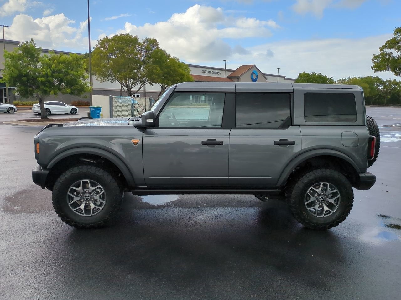 2025 Ford Bronco Badlands