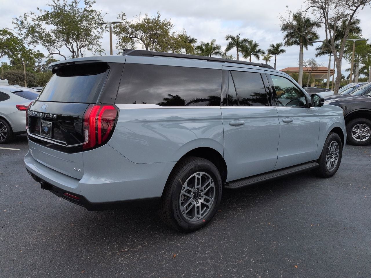 2026 Ford Expedition Max Active