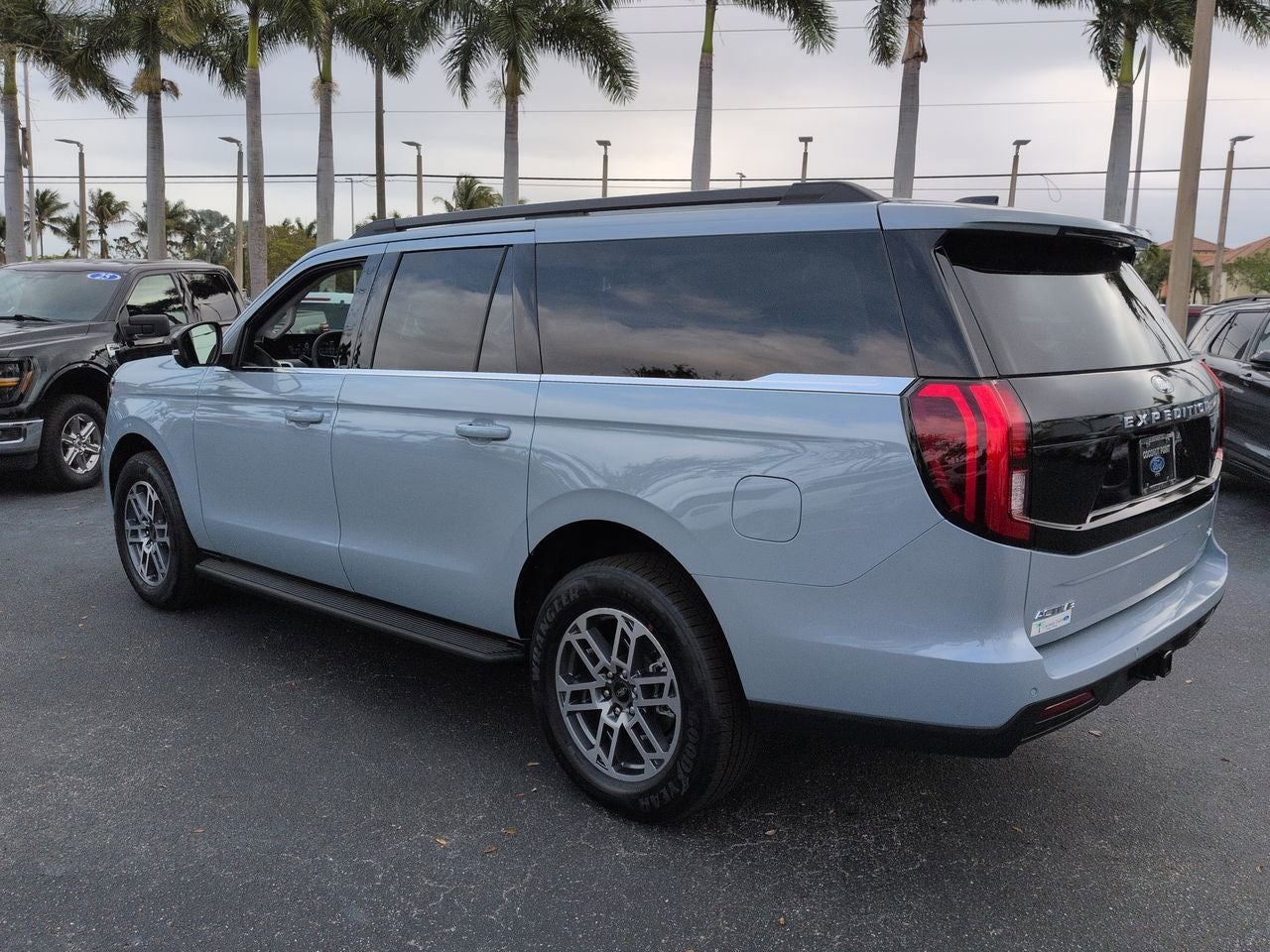 2026 Ford Expedition Max Active