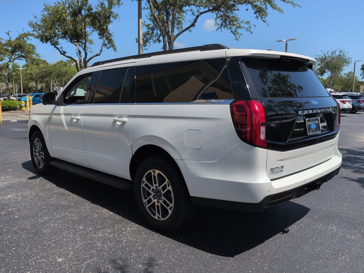 2026 Ford Expedition MAX Active