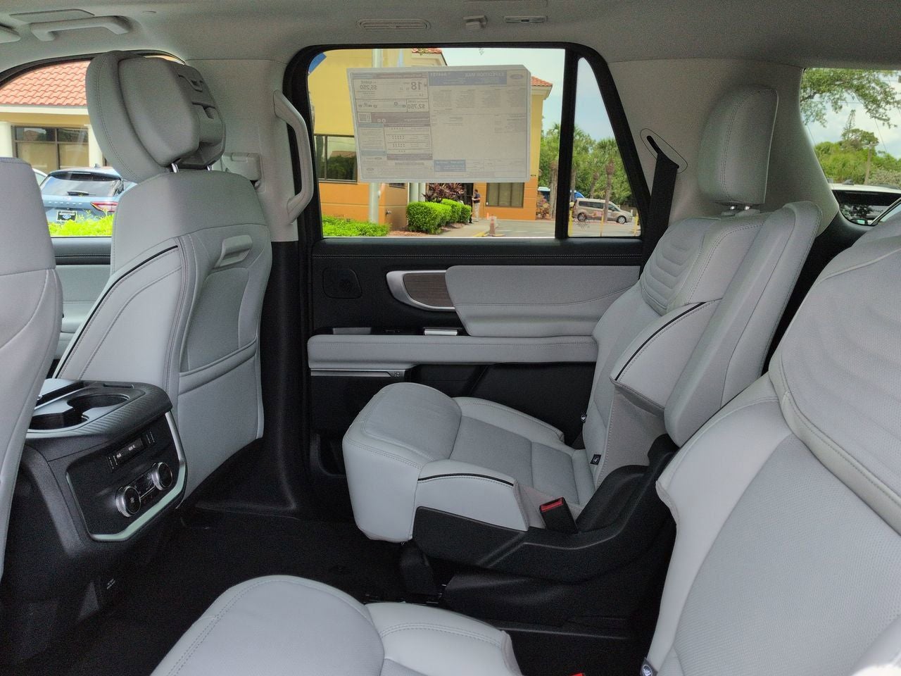2026 Ford Expedition MAX Platinum®