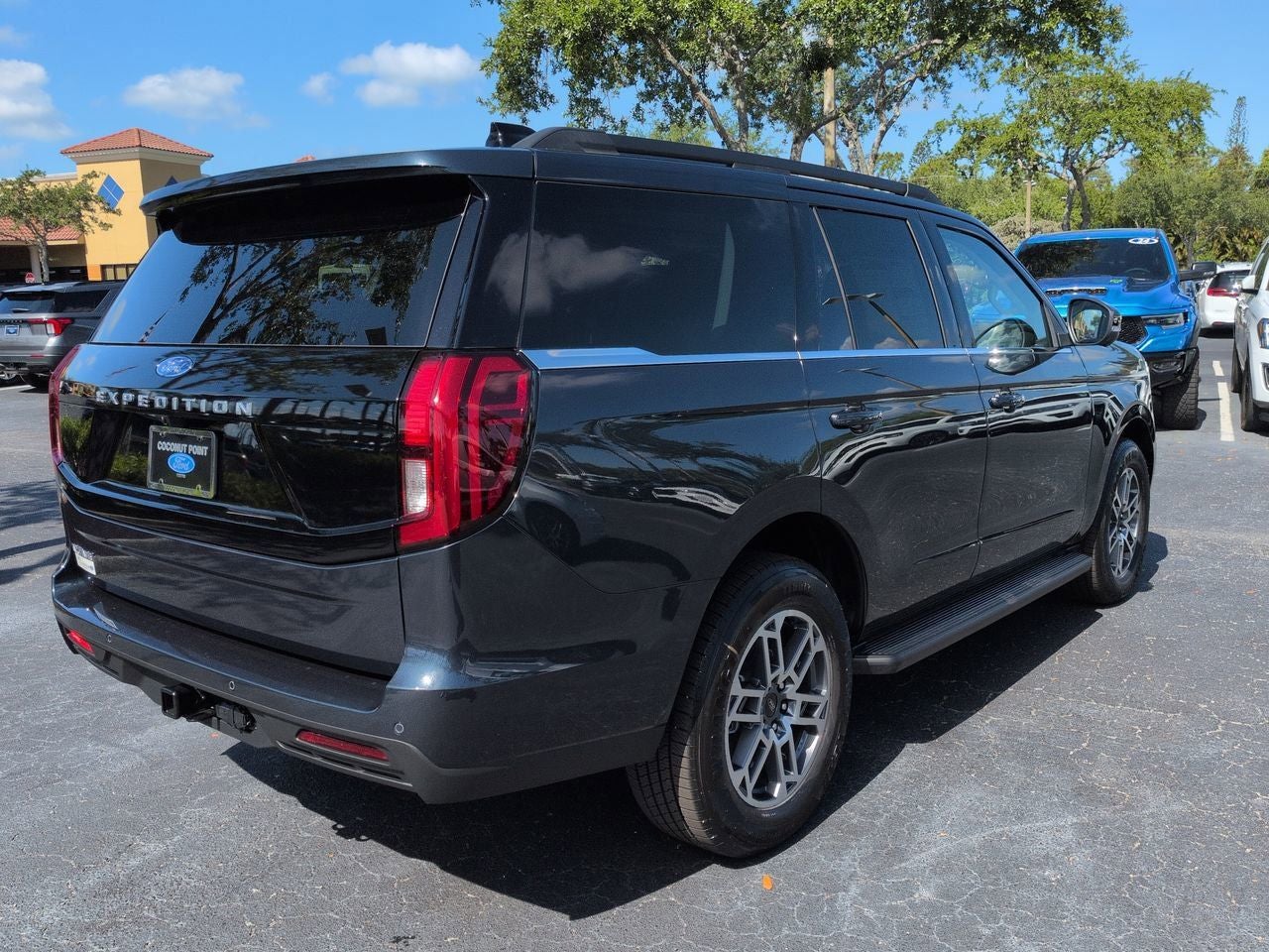 2026 Ford Expedition Active