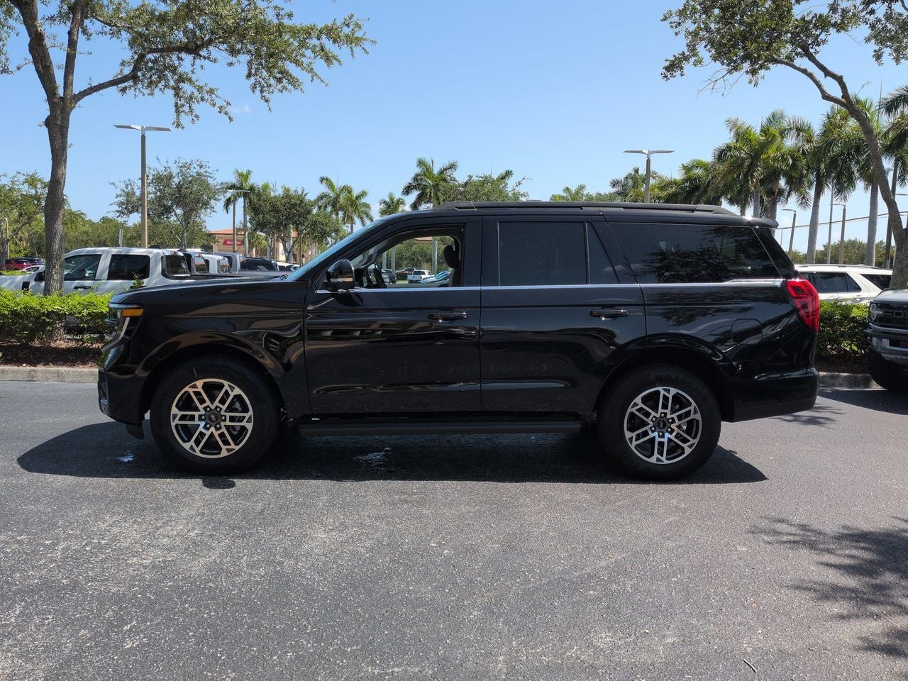 2026 Ford Expedition Active