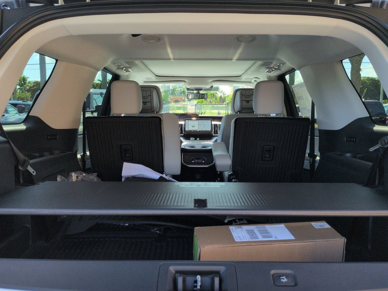 2027 Ford Expedition Platinum