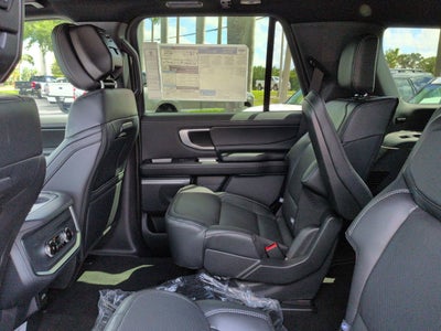 2026 Ford Expedition Platinum®
