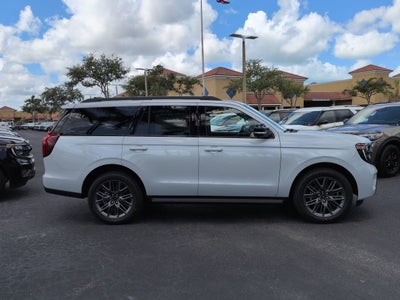 2026 Ford Expedition Platinum®