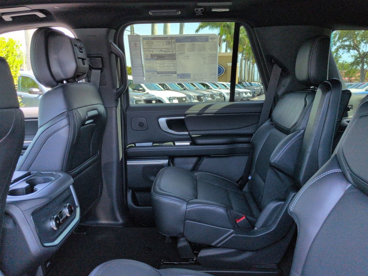 2026 Ford Expedition Platinum®