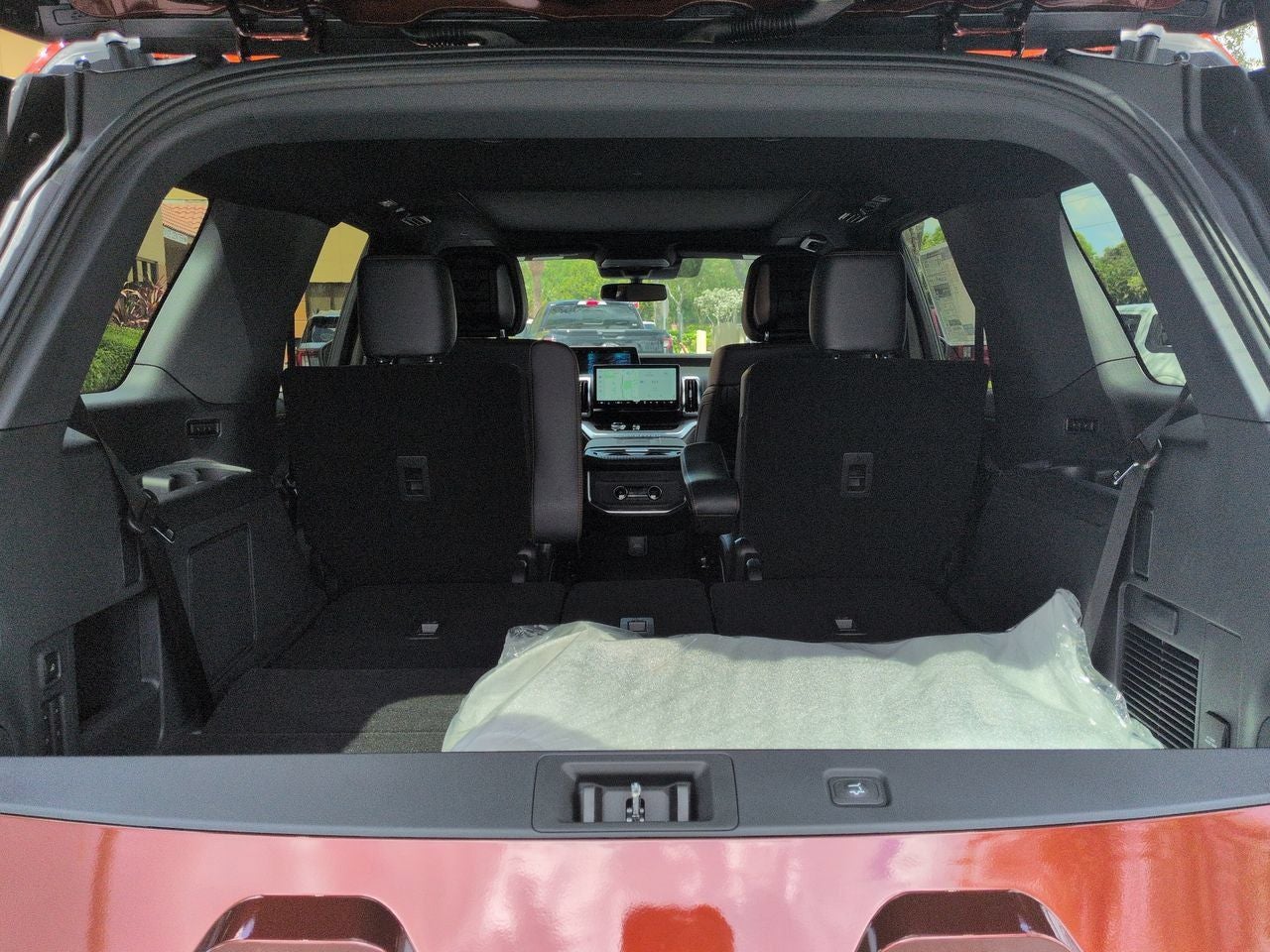 2027 Ford Expedition Tremor®