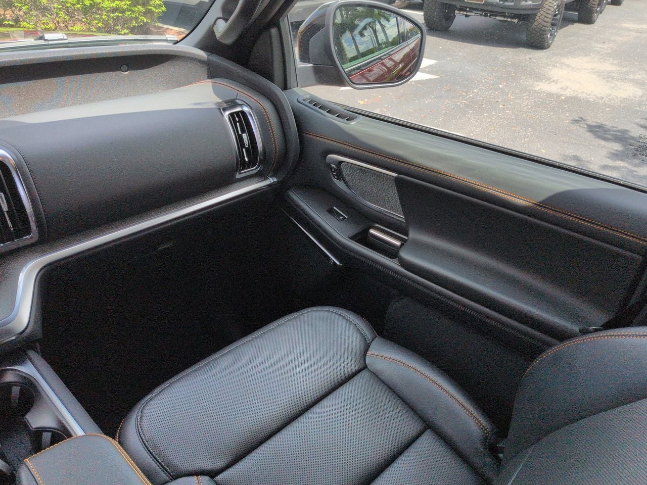 2027 Ford Expedition Tremor®