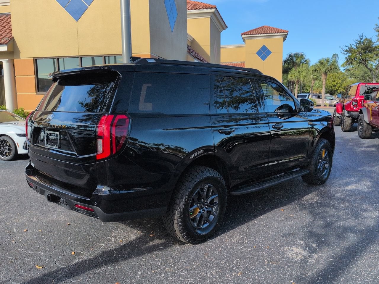 2027 Ford Expedition Tremor®