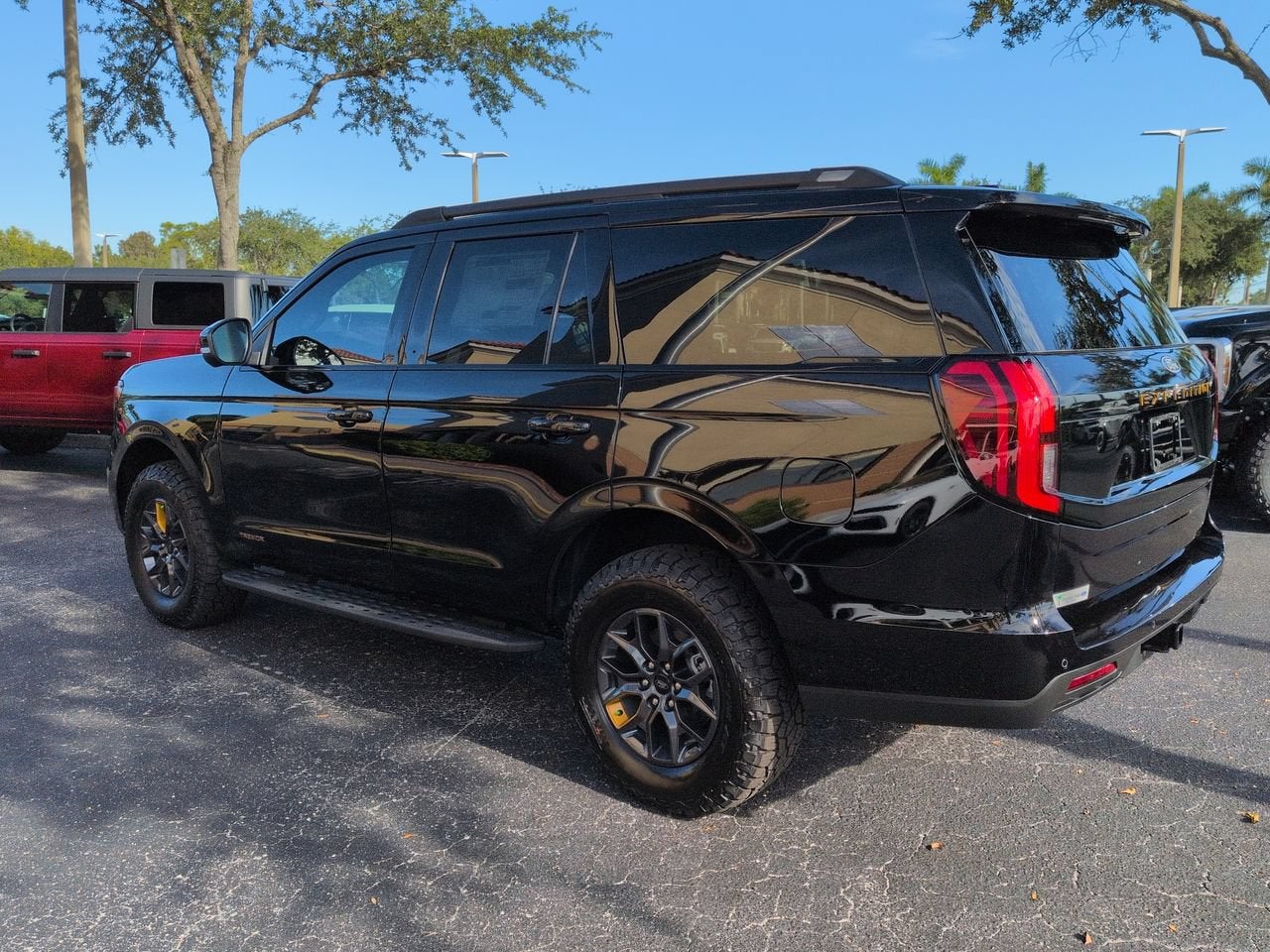 2027 Ford Expedition Tremor®