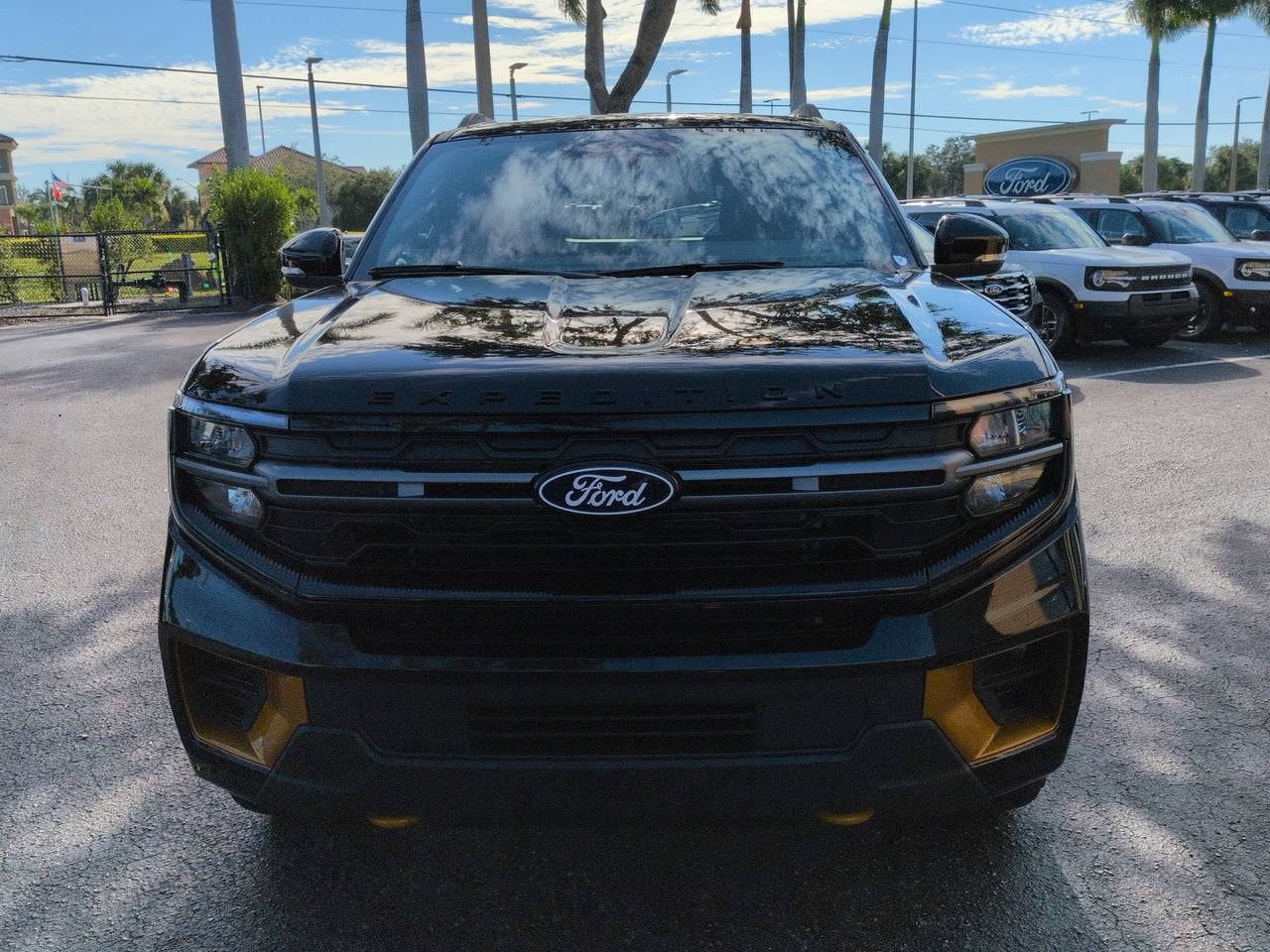 2027 Ford Expedition Tremor®