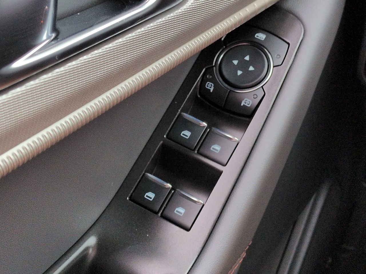2026 Ford Explorer Active 100A