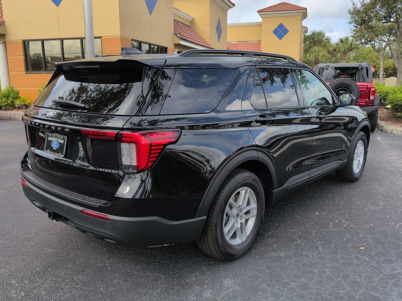 2027 Ford Explorer Active