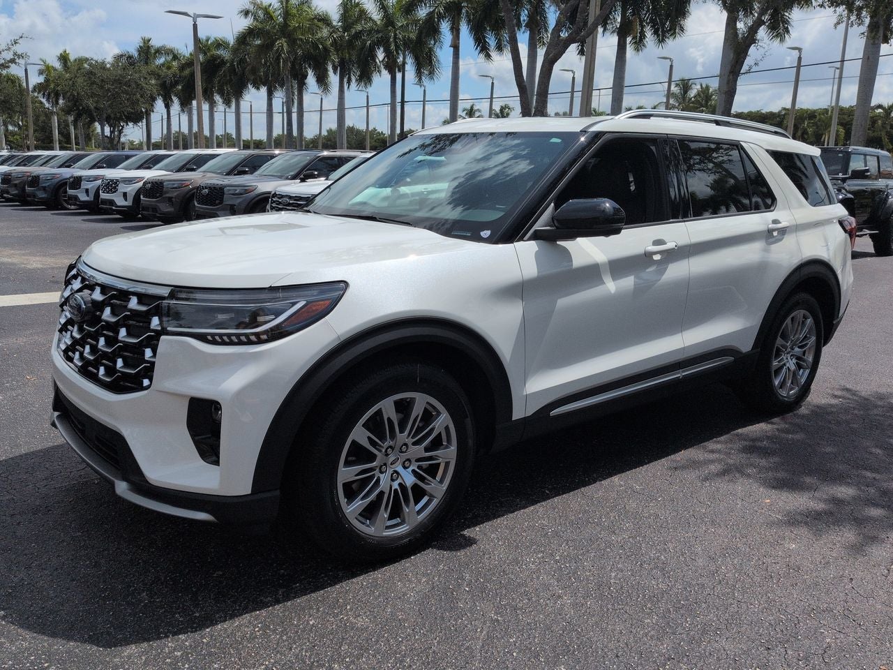 2026 Ford Explorer Platinum™