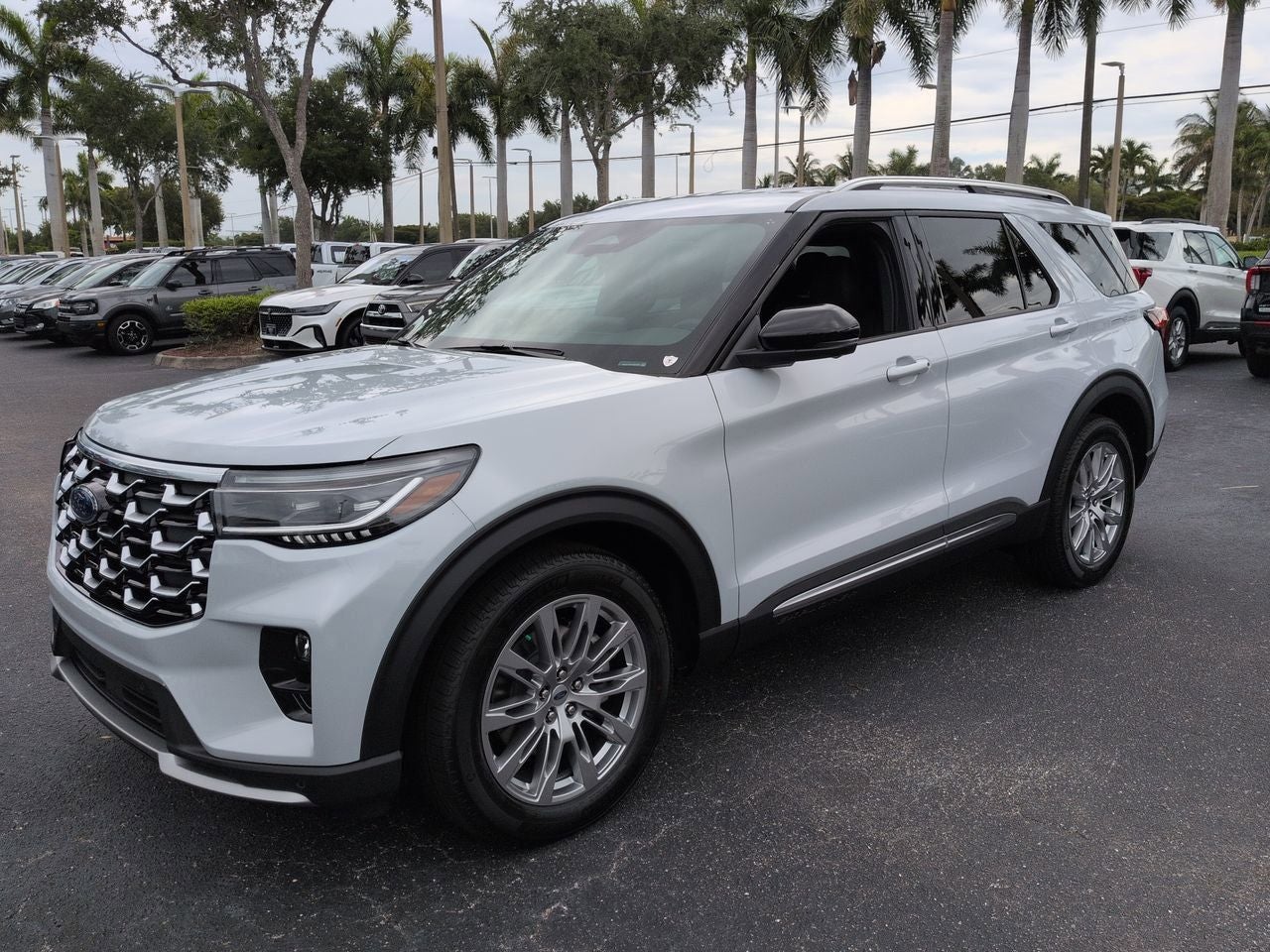 2026 Ford Explorer Platinum™