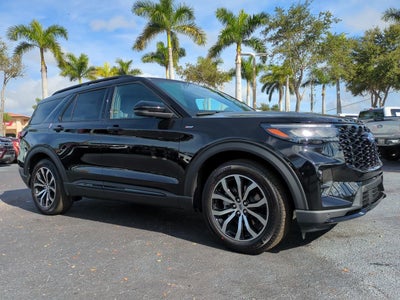 2026 Ford Explorer ST-Line