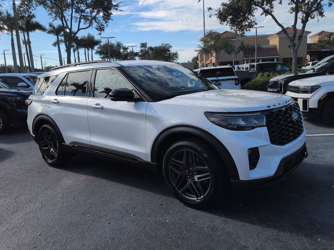 2027 Ford Explorer ST-Line