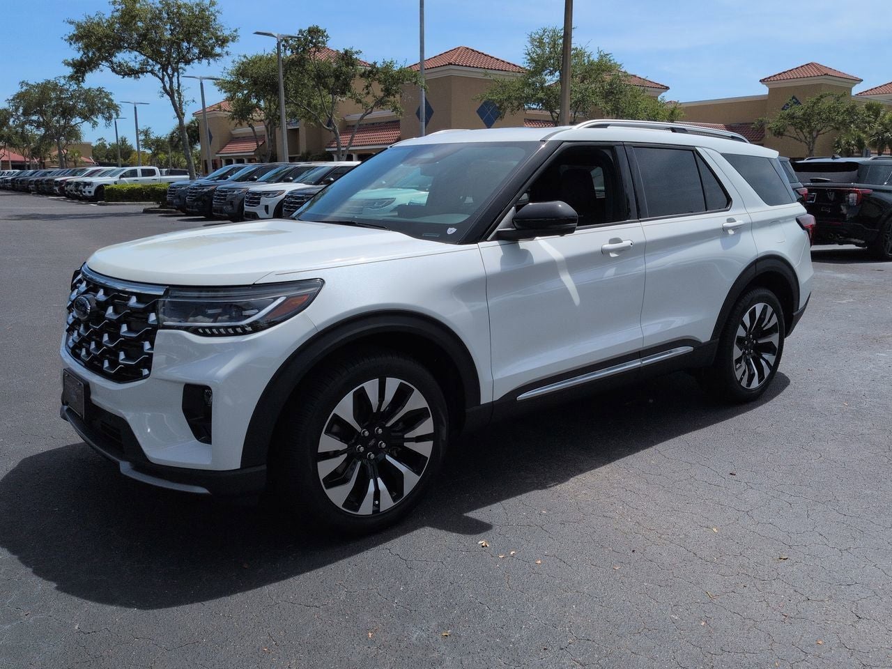 2026 Ford Explorer Platinum™