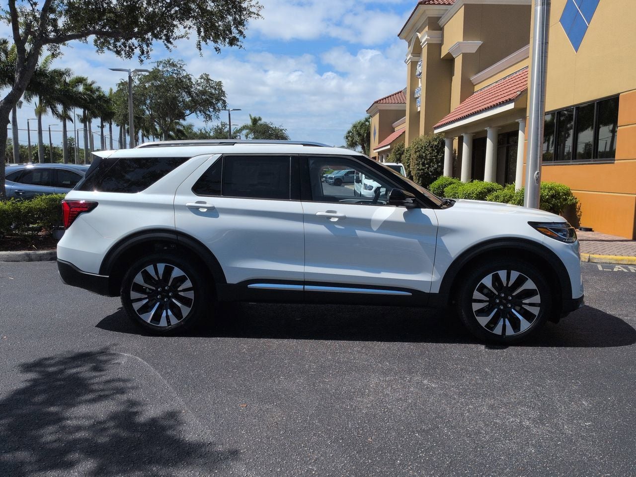 2026 Ford Explorer Platinum™