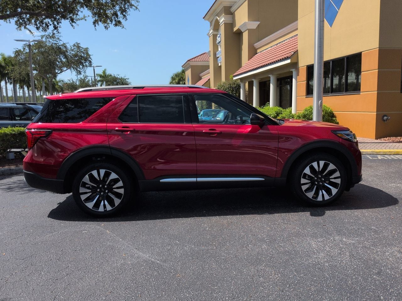 2026 Ford Explorer Platinum™