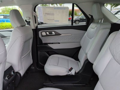 2026 Ford Explorer Platinum