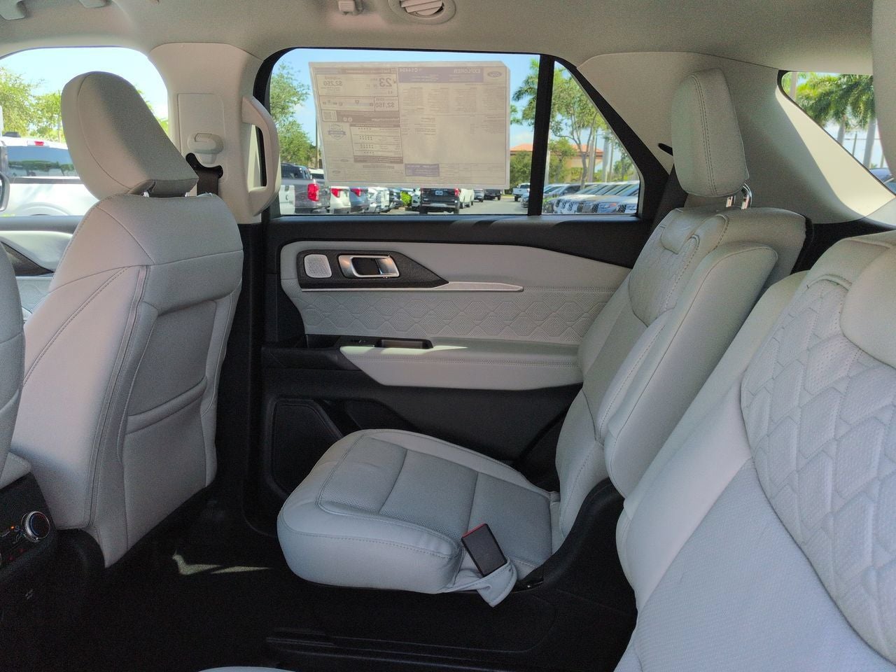 2026 Ford Explorer Platinum™
