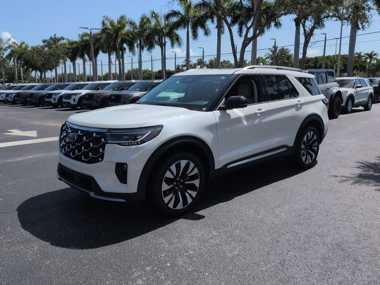 2026 Ford Explorer Platinum™