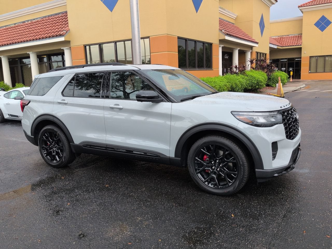 2027 Ford Explorer ST