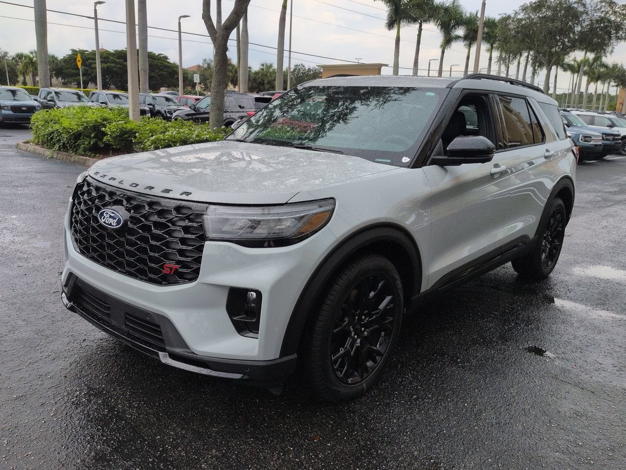 2027 Ford Explorer ST