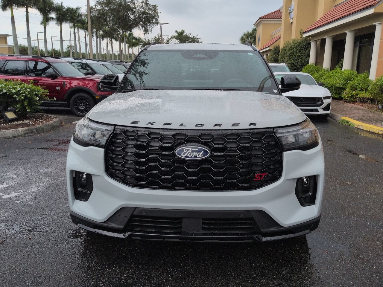 2027 Ford Explorer ST