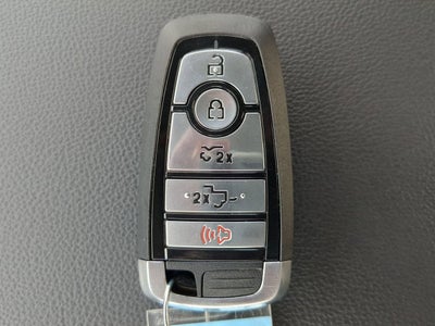 2023 Ford F-150 Lightning XLT