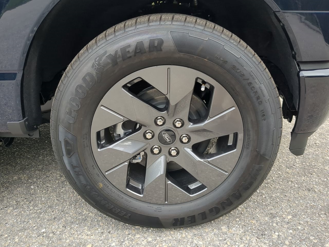 2023 Ford F-150 Lightning XLT