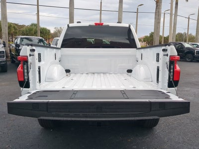 2025 Ford F-150 Lightning Flash