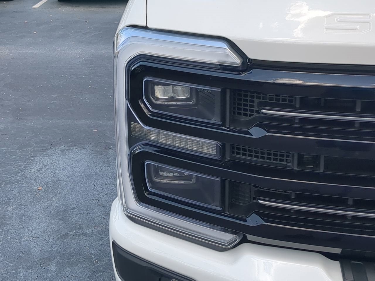 2025 Ford F-250SD Platinum