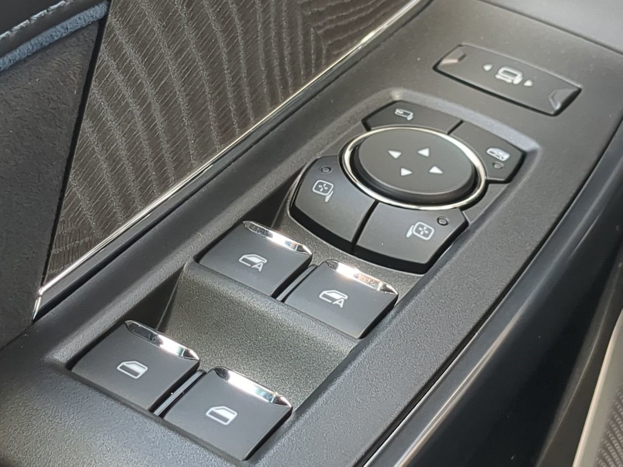 2025 Ford F-250SD Platinum